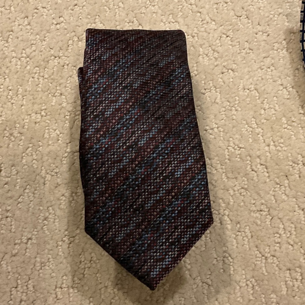 1670 Sophisticated Men's Tie in Rich Brown and Blue CB